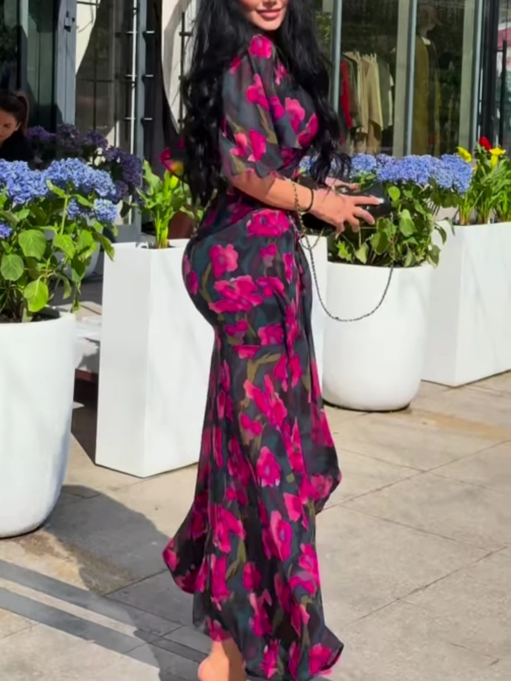VIVIANA – ROCHIE MAXI ÎNVELIȘ CU ELEGANȚĂ ÎN FLORILE ÎN FLOR