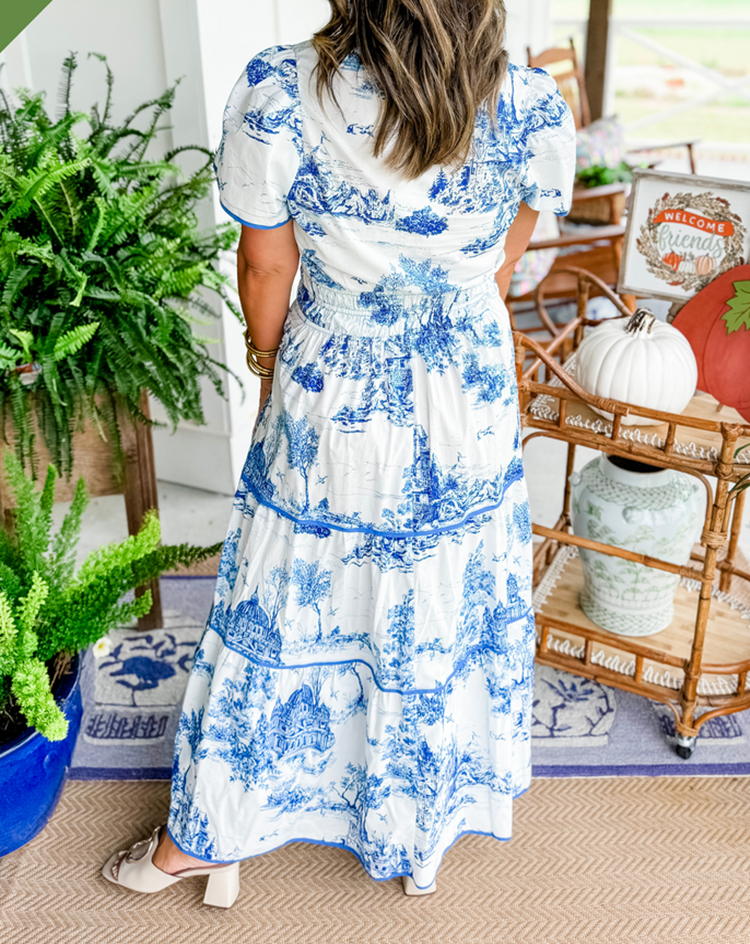 SAVANNAH – ELEGANȚĂ TIMPLESĂ ÎN ROCHIE MAXI CU VOLANE