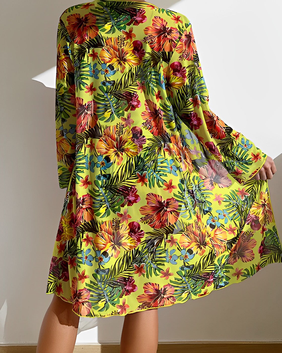ALANI – SET DE BIKINI CU PRINT TROPICAL ȘI CAPA