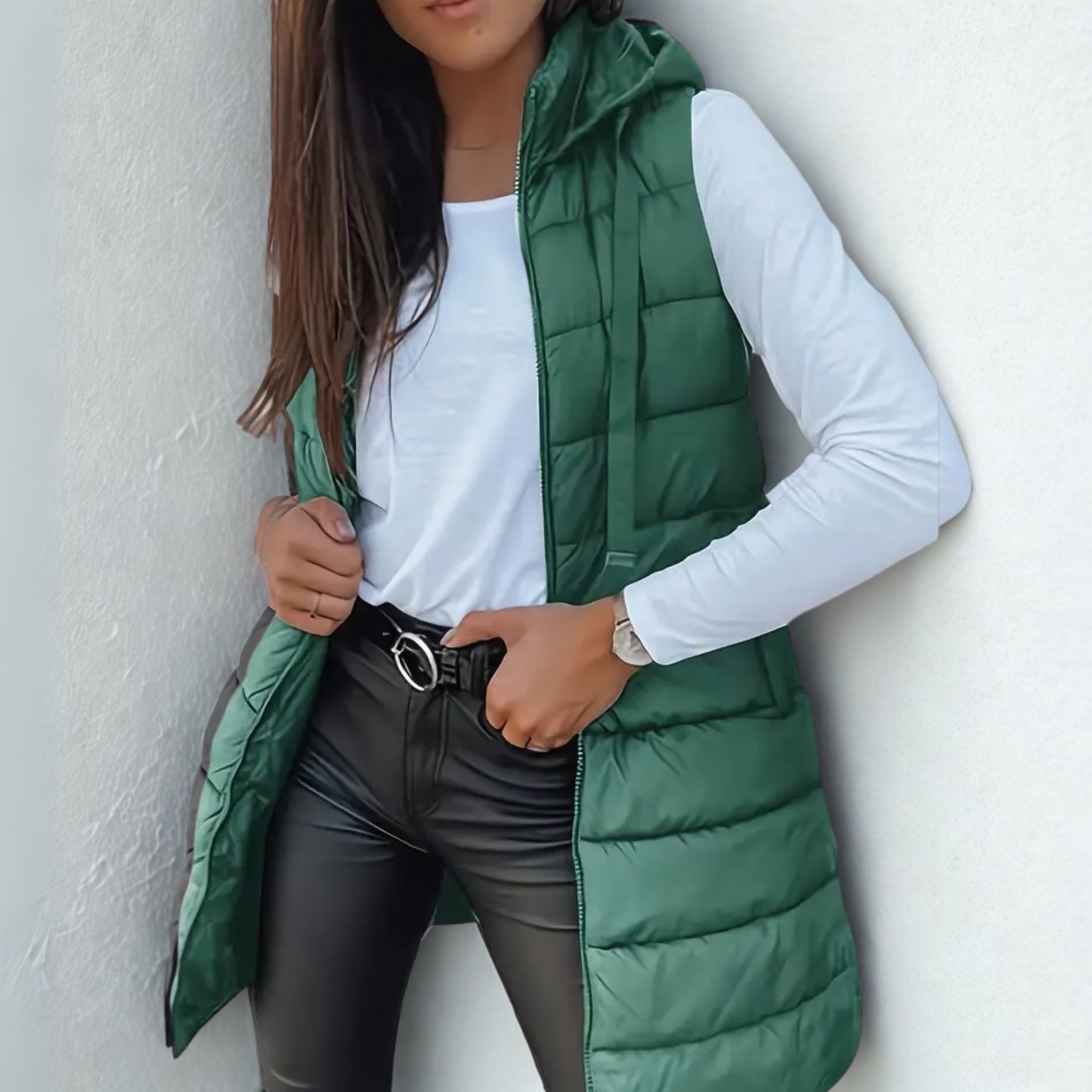 Rebeca | Vest lung pufos fără mâneci, cu glugă, casual
