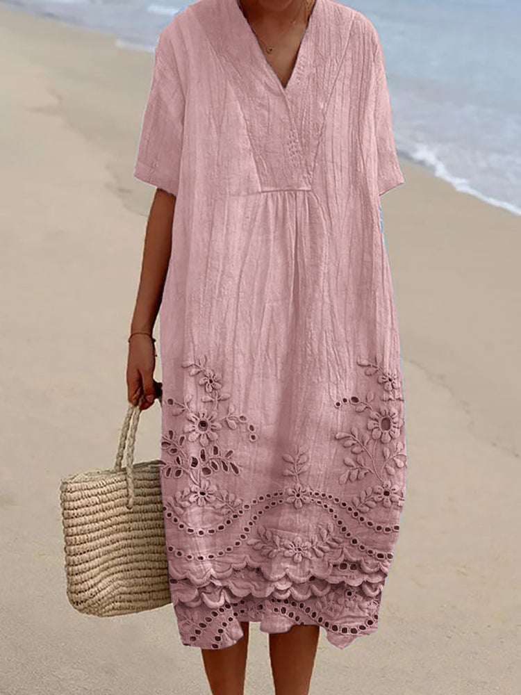ORIANA – ROCHIE CU BRODERIE FLORALĂ ȘI DANTELĂ LA MARGINE