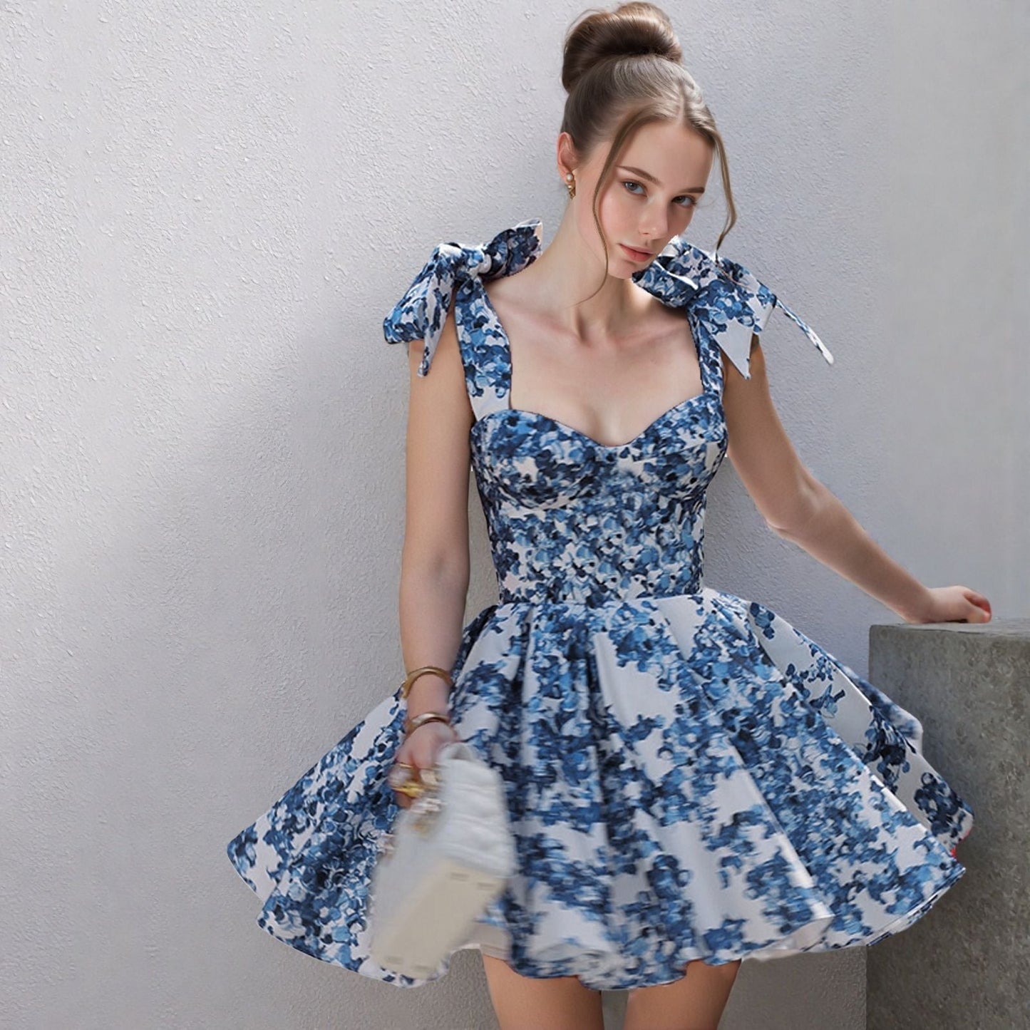 NAYELI – ROCHIE CU IMPRIMEU FLORAL ȘI VOLAN PE UMERI