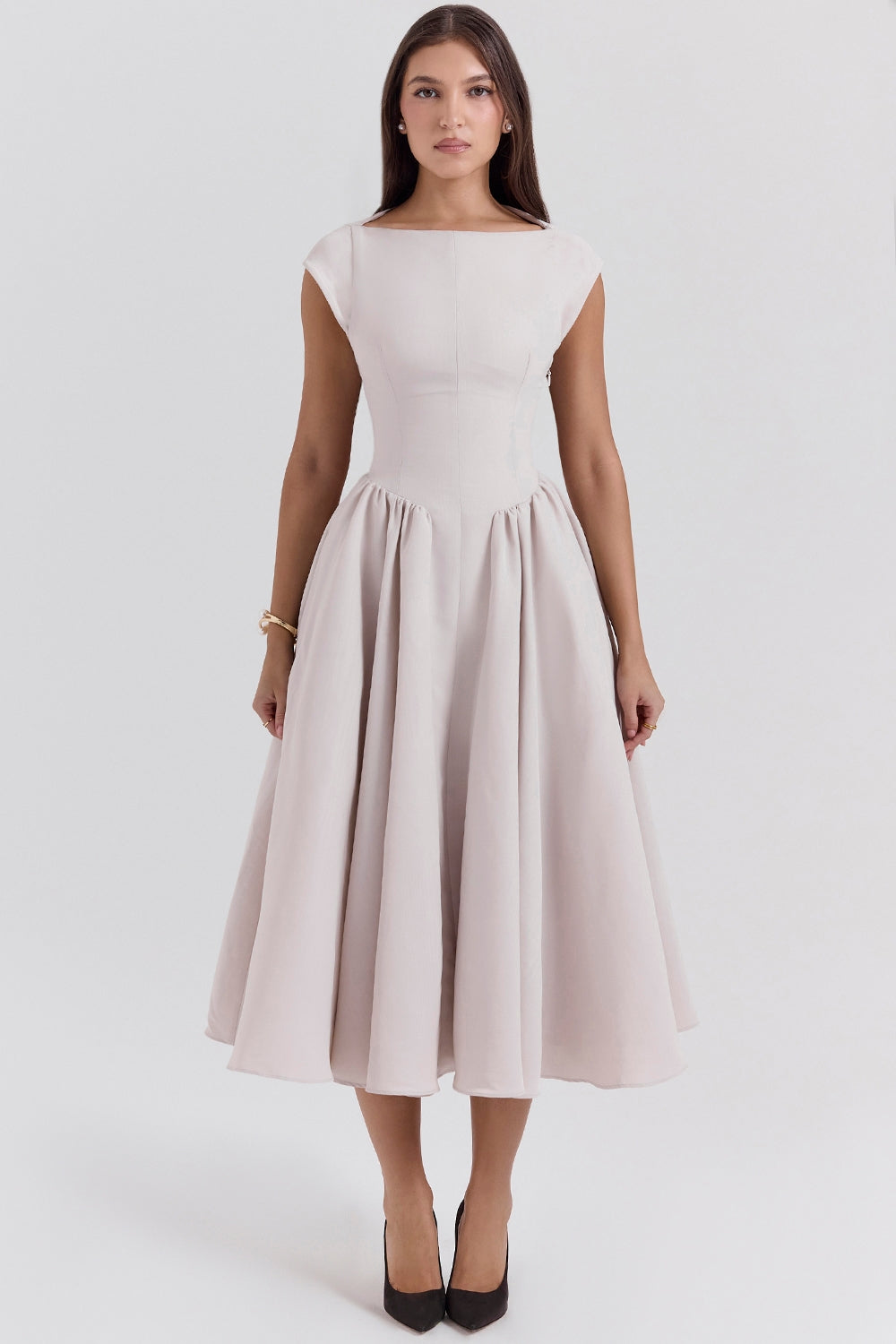 LUMI – ROCHIE FĂRĂ SPATE CU UMERI LĂSAȚI