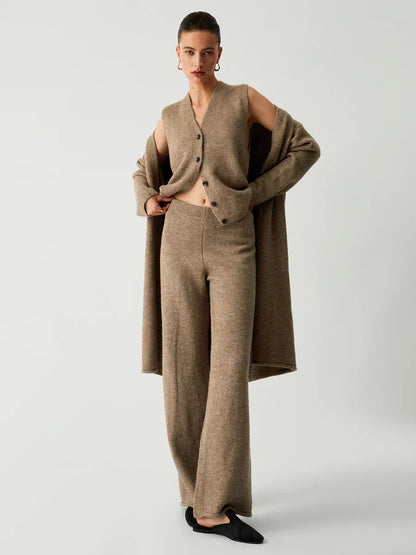 Cardigan lung din trei piese cu pantaloni casual