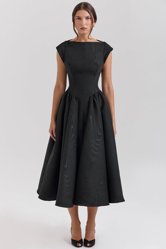 LUMI – ROCHIE FĂRĂ SPATE CU UMERI LĂSAȚI